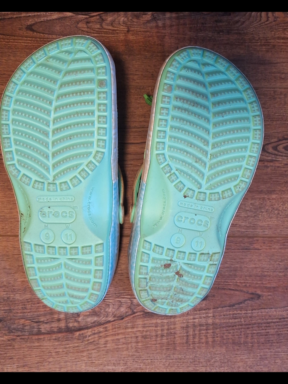 CROCS Jimmy Buffet Seafoam Glitter Sandals with Aqua InsoleS☆SZ M9 W11☆ - Picture 4 of 6
